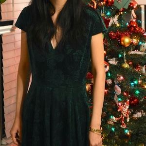 Sugar + Lips Green Floral Velvet Print Dress